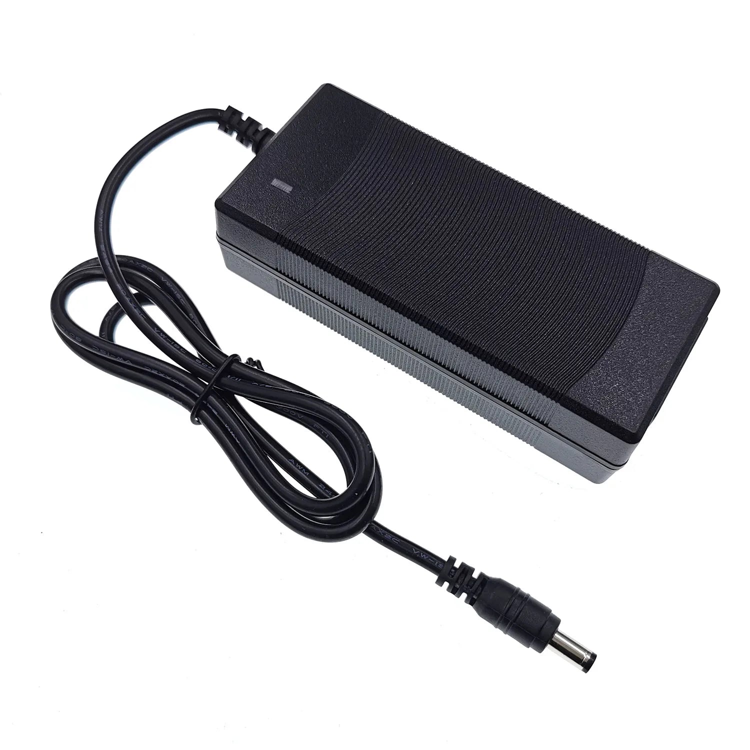 Cargador de batería 36V 2A Salida del cargador 42V 2A Entrada del cargador 100-240 VAC Cargador Li-ion Li-ion de litio para batería 10Series 36V
